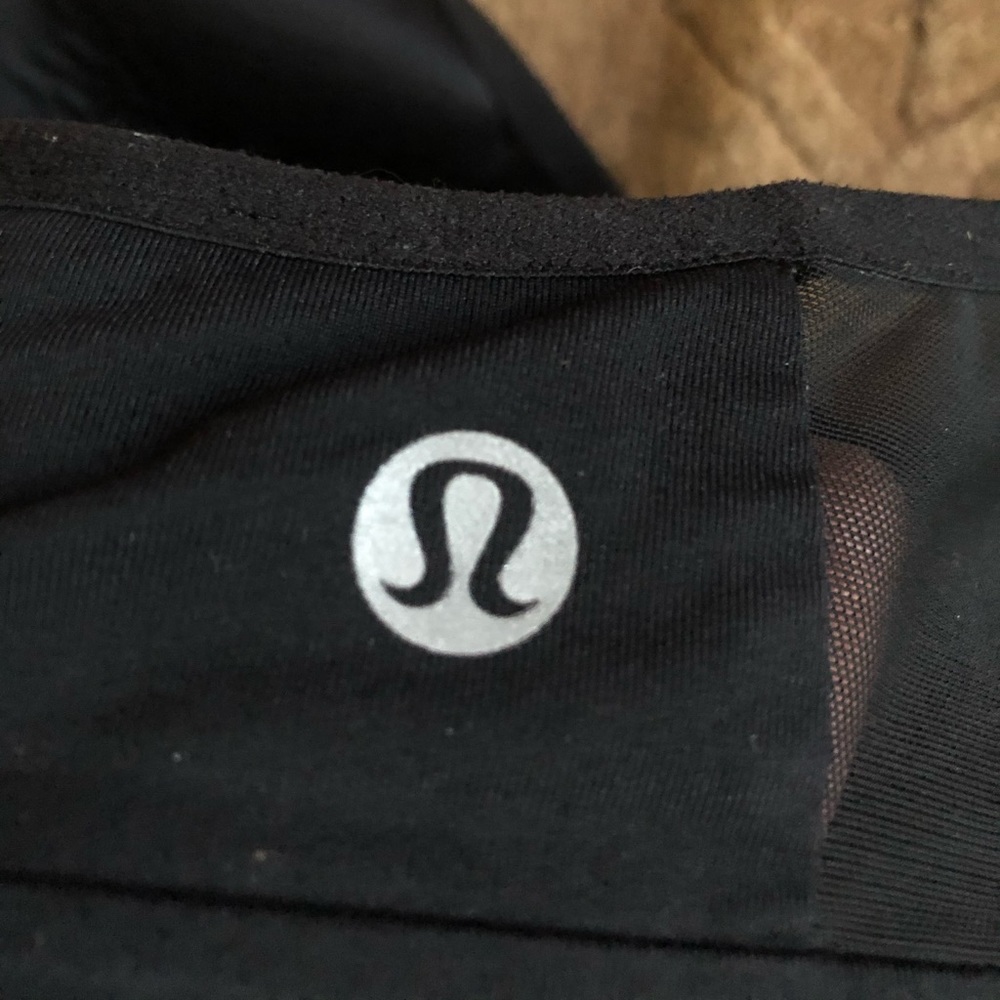 Black Lululemon Speed Up Bra size 6 racerback - Picture 2 of 5